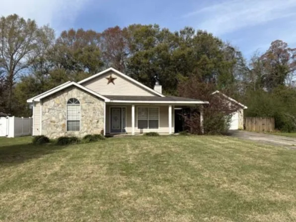 2365 La Lar Ln, Pensacola, FL 32534