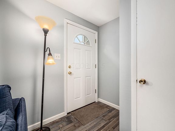 4th image of 3581 Manila Dr