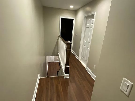 3rd image of 2044 Mercy St