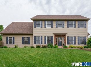 5240 Remington Rd, Bettendorf, IA 52722