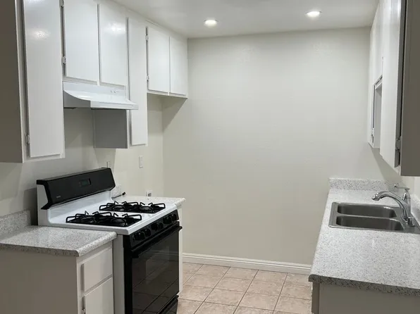 Pomona Terrace, 645 N Pomona Ave APT C, Fullerton, CA 92832