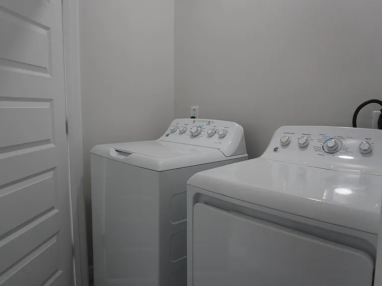 1004 Sugar Garden Ave #2 — Photo 5