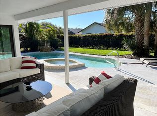 4592 Chippendale Dr, Naples, FL 34112