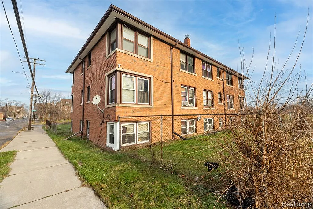 1 bed, 1.0 bath, 800 sqft, $1,000 — Photo 4