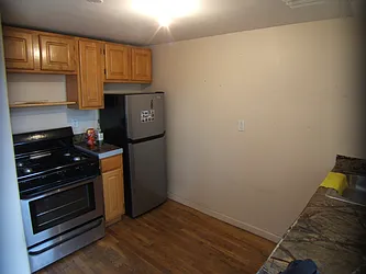 Rented by Joel Weisz, LREB
