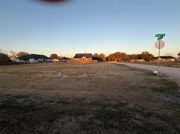 6th North St #6, Beasley, TX 77417