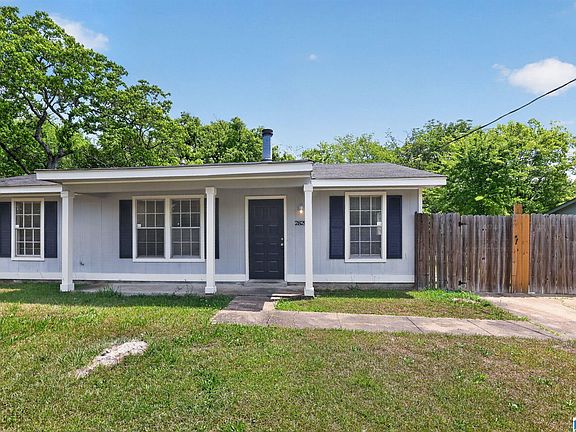 3rd image of 2829 Shenandoah Dr