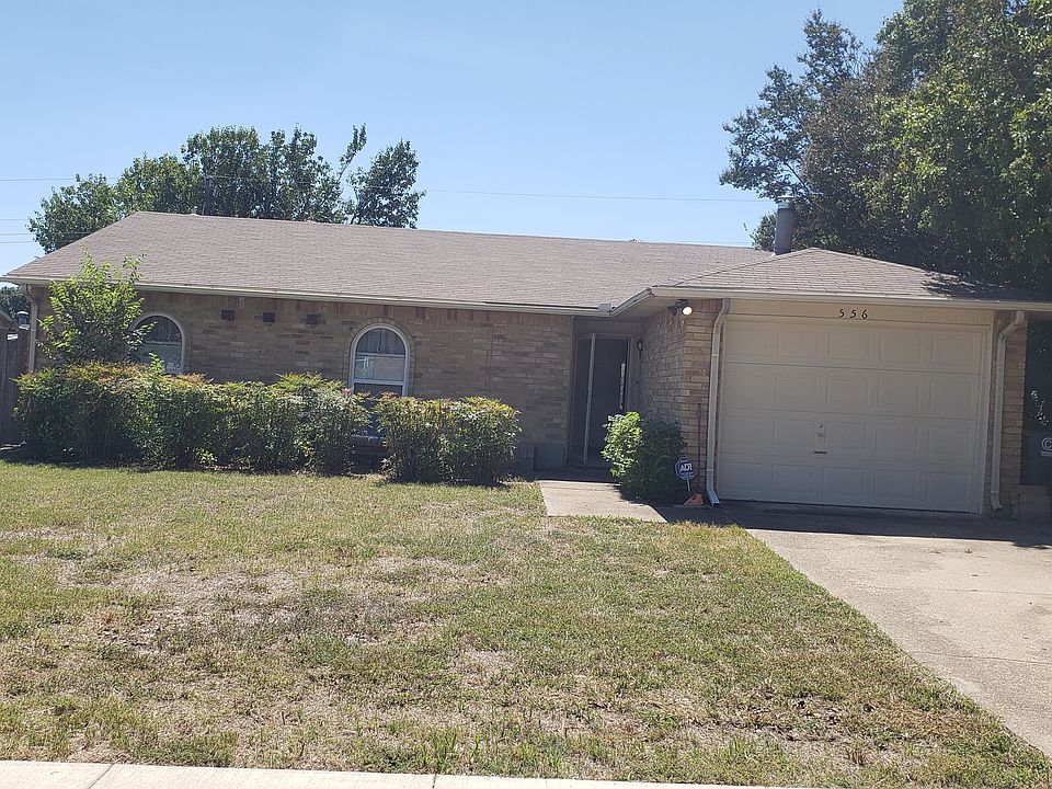 1st image of 556 Harrison Dr