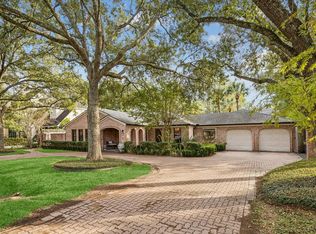 11717 Joan Of Arc Dr, Houston, TX 77024