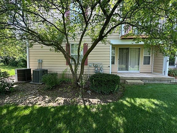 3rd image of 21 Truman Ct Unit A