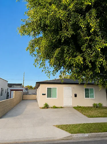 5918 Cerritos Ave Photo 1