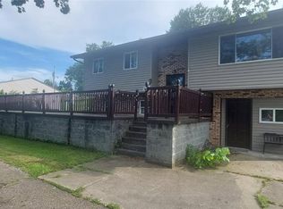 7 Montenery Rd, Rayland, OH 43943