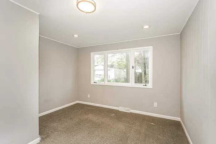 4062 Bayard Rd — Photo 13