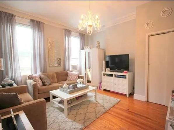 530 Garden Street image 1 of 12