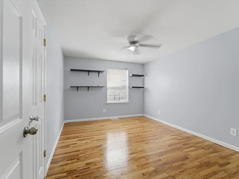 721 S 19th St #1 — Photo 27