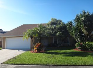 117 Rivera Ave, Royal Palm Beach, FL 33411