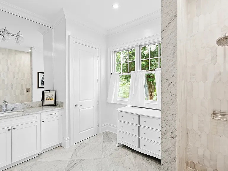 83 Bridgehampton Sag Hbr — Photo 21