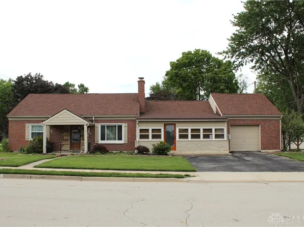 9 Elm St, Englewood, OH 45322