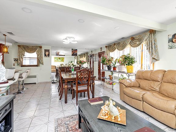 5th image of 15 Hudson Avenue