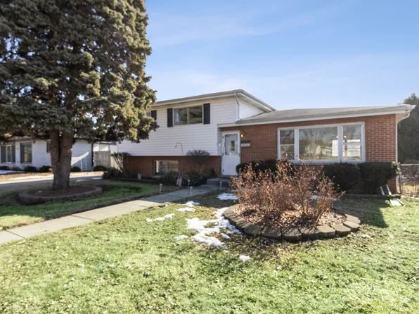 431 S Ardmore Ter, Addison, IL 60101