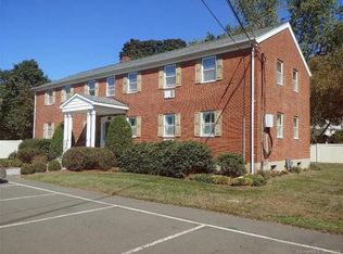 235 Millard St APT 3C, Fairfield, CT 06824