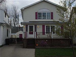 2nd image of 52 Henderson Ave