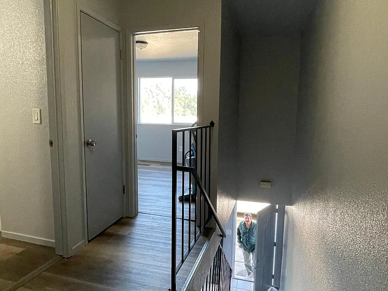 8449 Kelley Dr — Photo 4