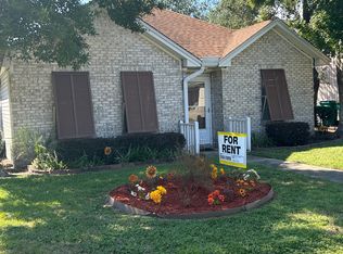 241 Parkwood Cir, Niceville, FL 32578