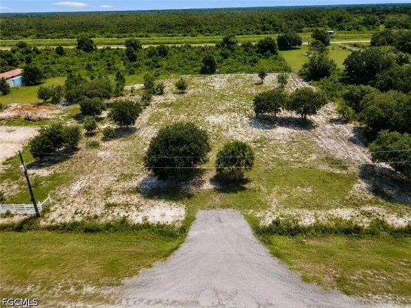 225 N Zambria St, Clewiston, FL 33440