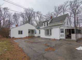 27 Franklin St, Derry, NH 03038