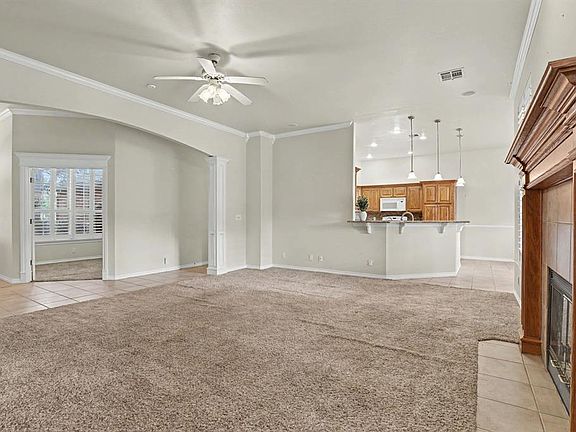 3rd image of 12909 Condor Dr