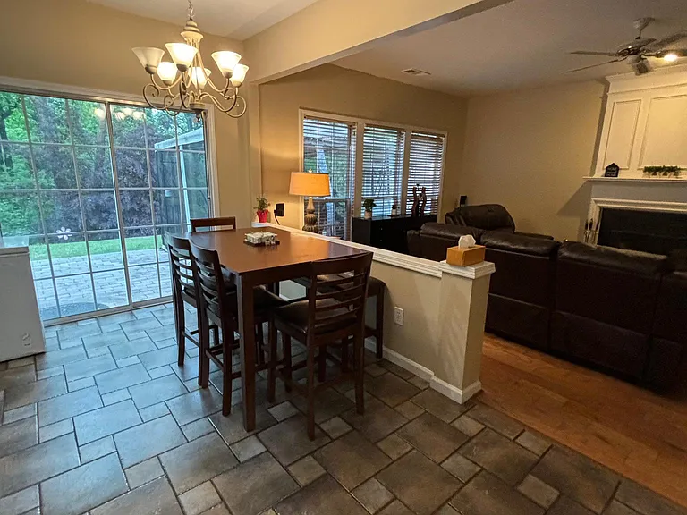 3513 Chastain Glen Ln NE — Photo 24