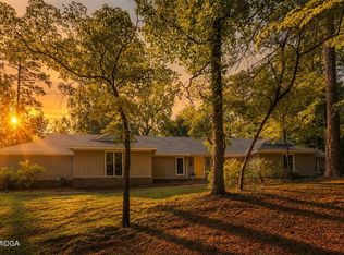 4950 Wellington Dr, Macon, GA 31210
