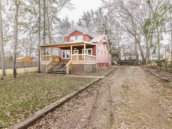 1805 Keystone Rd, Parma, OH 44134