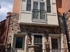 1125 Tasker St, Philadelphia, PA