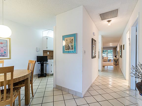 2nd image of 5831 Sugar Palm Ct APT B