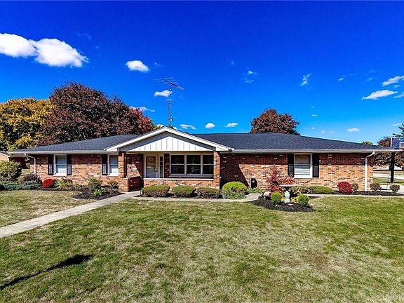4th image of 220 Lutheran Dr