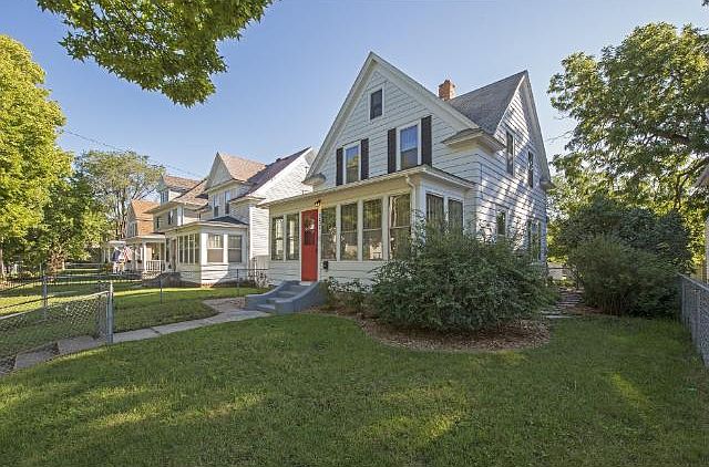 1st image of 3537 1st Ave S
