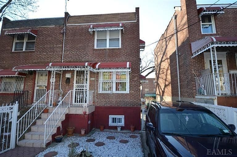 1st image of 4149 Murdock Ave