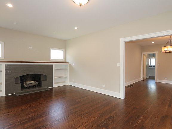 5th image of 714 N Lombard Ave