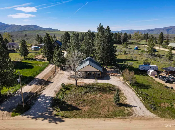 55 E Mary Dr, Prairie, ID 83647