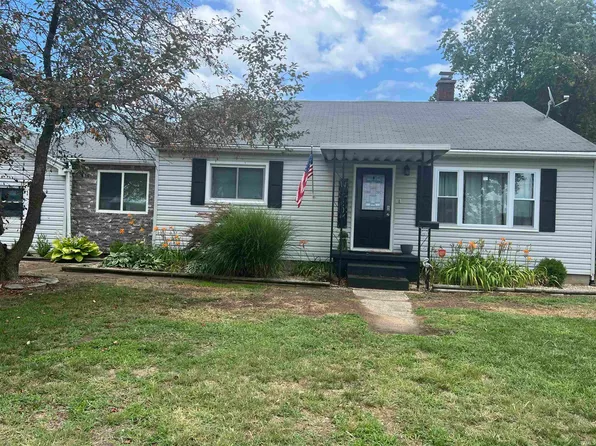 115 N Harrison St, Bloomfield, IN 47424