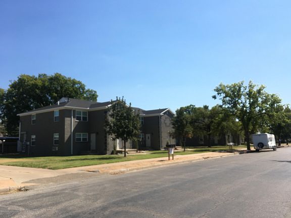 2nd image of 1342 Coffee St