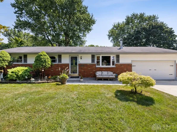 8406 Sagraves Dr, Vandalia, OH 45377