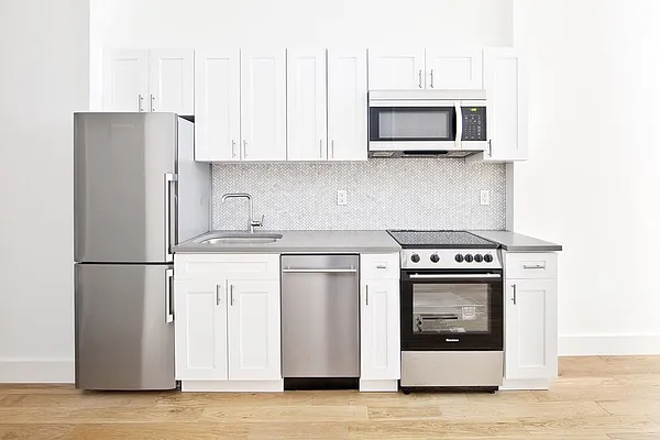 Rented by Bold New York | media 10