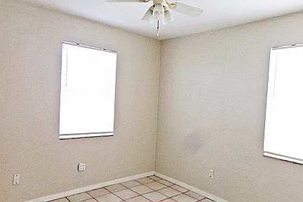 21 Tropical Dr — Photo 13