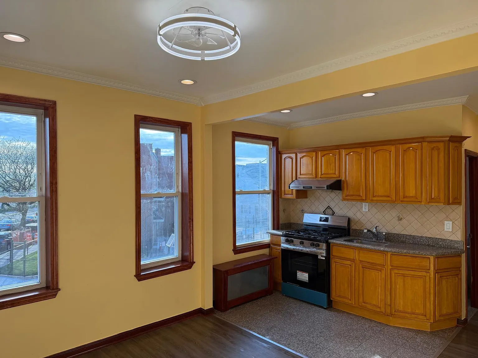 2 bed, $2,700 — Photo 2