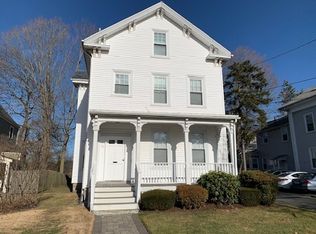 31 Pleasant St #1, Newton, MA 02459