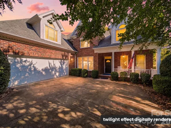 5539 Sunstar Ct, Charlotte, NC 28226
