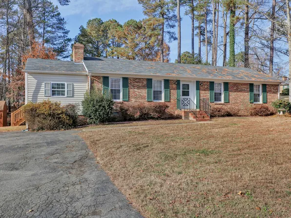 2600 Seacliff Ct, North Chesterfield, VA 23236
